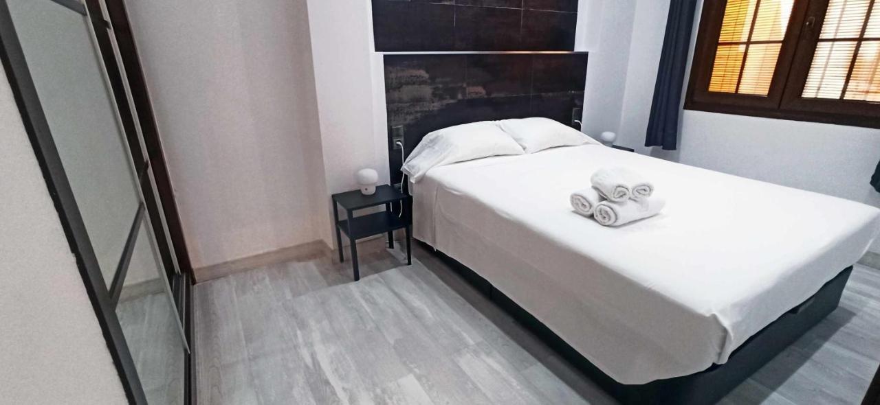 Mshome Casa Esperanza Centro มาลากา ภายนอก รูปภาพ